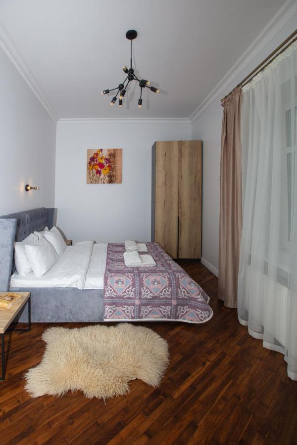 Friends House- Сучасні Апартаменти В Центрі Львова מראה חיצוני תמונה