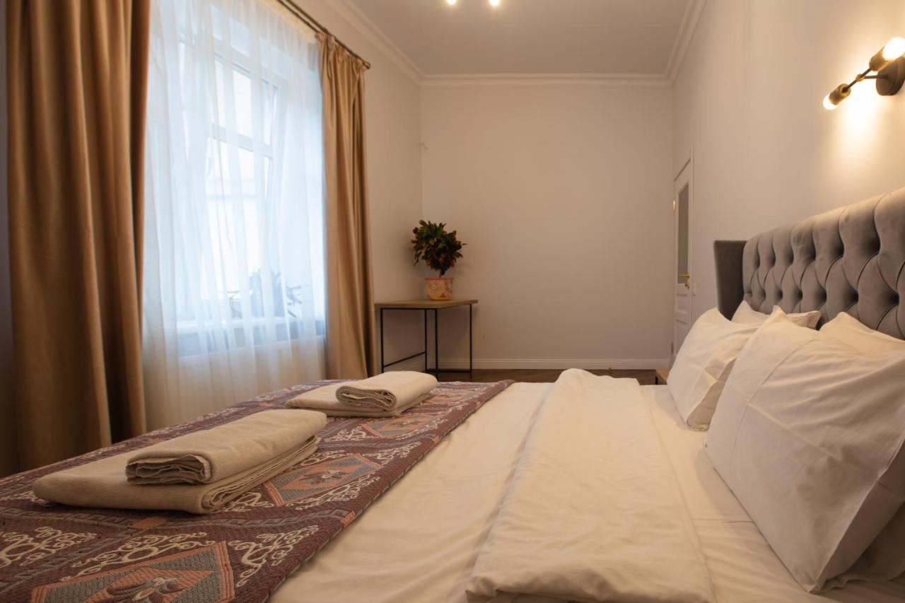 Friends House- Сучасні Апартаменти В Центрі Львова מראה חיצוני תמונה